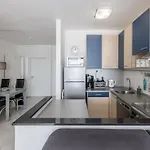 Sundowners Apartment, 52qm, Double & Two Single Beds, 10 Min From Old Town Of Апартаменты Сплит