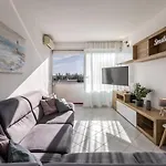Sundowners Apartment, 52qm, Double & Two Single Beds, 10 Min From Old Town Of Апартаменты *