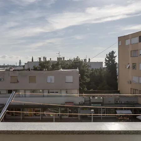 Sundowners Apartment, 52qm, Double & Two Single Beds, 10 Min From Old Town Of Apartament *